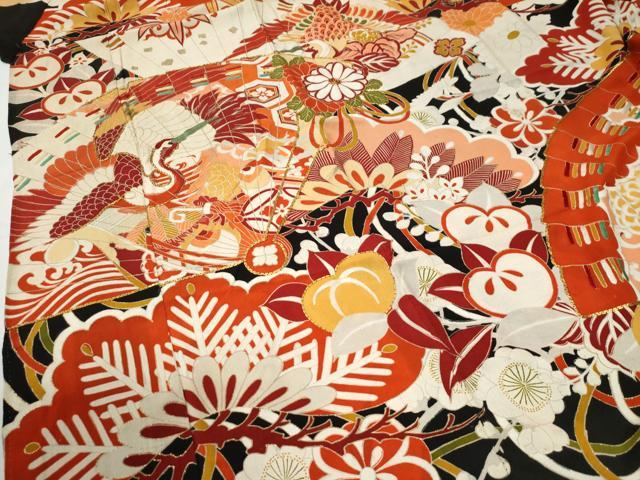 平和屋本店●アンティーク 大正ロマン 振袖 駒刺繍 檜扇吉祥松竹梅花文 黒地 金彩 正絹 逸品 CABG0576yc