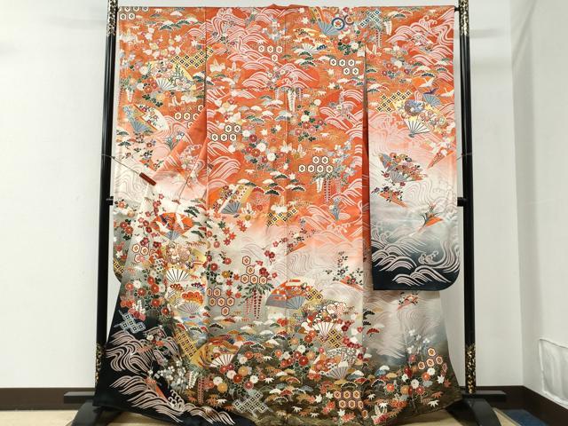 平和屋着物●豪華振袖 駒刺繍 立波扇面鳳凰松竹梅花文 暈し染め 金彩 正絹 逸品 CABG0717yc