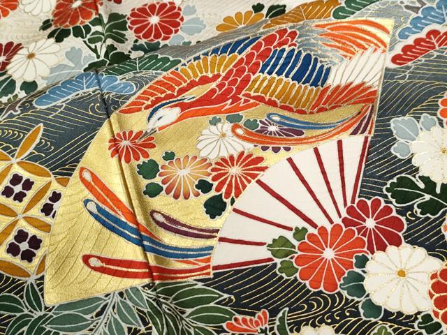 平和屋着物●豪華振袖 駒刺繍 立波扇面鳳凰松竹梅花文 暈し染め 金彩 正絹 逸品 CABG0717yc
