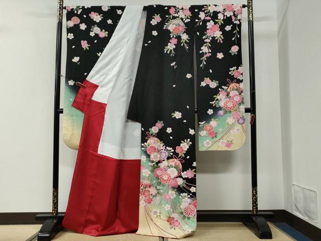 平和屋着物●豪華振袖 毬舞花文 暈し染め 黒地 金通し地 正絹 逸品 CABG0723yc