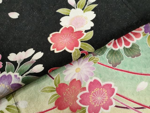 平和屋着物●豪華振袖 毬舞花文 暈し染め 黒地 金通し地 正絹 逸品 CABG0723yc