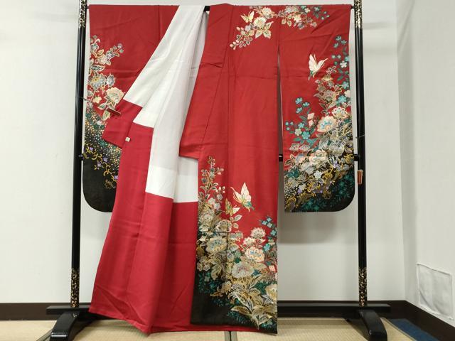 平和屋着物●豪華振袖 駒刺繍 更紗花蝶文 金通し地 正絹 逸品 CABG0724yc