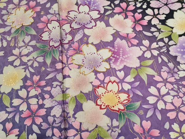 平和屋着物●豪華振袖 駒刺繍 舞桜文 暈し染め 黒地 金彩 正絹 逸品 CABG0825yc