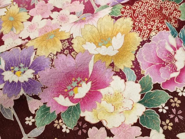 平和屋着物●豪華振袖 駒刺繍 草花文 暈し染め 金通し地 正絹 逸品 CABG0984yc