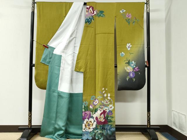 平和屋着物●二代目清次郎 手描き 振袖 草花文 暈し染め 金通し地 正絹 逸品 CABG1002yc