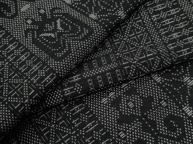 平和屋着物●上質な紬 吉祥唐草間道 黒地 正絹 逸品 未使用 CABG1079yc