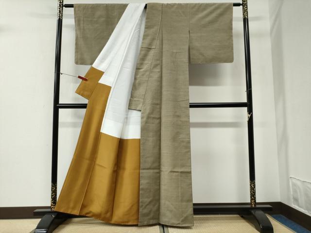 平和屋着物●上質な紬 色無地 油色 正絹 逸品 未使用 CABG1155yc