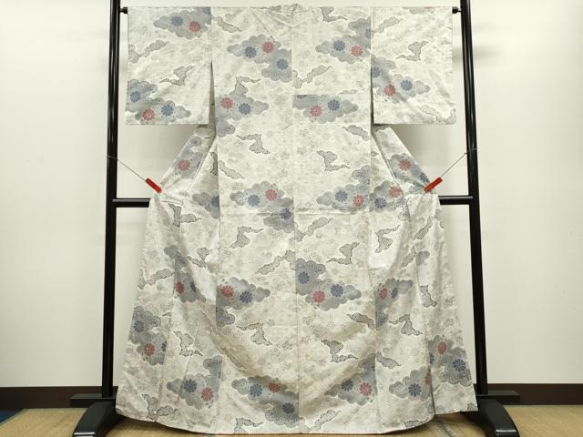平和屋着物●本場大島紬 白大島 9マルキ 雲取り草花文 正絹 逸品 CABG2143ze