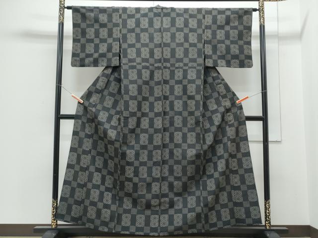 平和屋着物▽上質なお召 単衣 格子花文 黒地 正絹 逸品 CABG2459th
