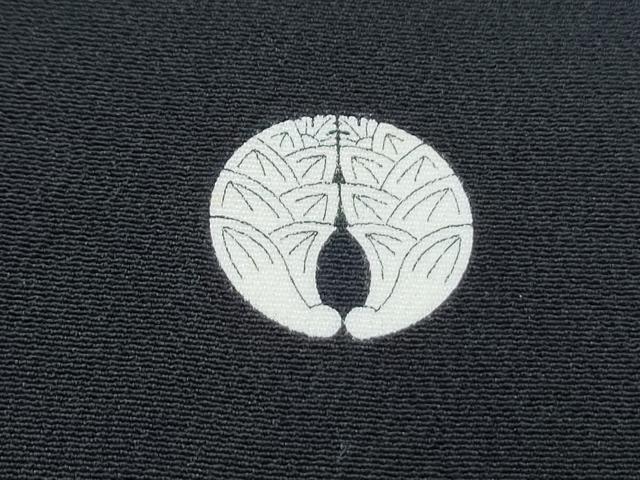 平和屋着物■豪華黒留袖 駒刺繍 地紙飛鶴花文 金彩 正絹 逸品 CABG2720th