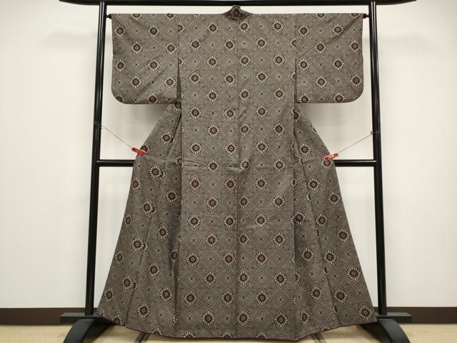 平和屋着物●本場大島紬 龍郷絣 花菱文 正絹 逸品 CABG3358tx