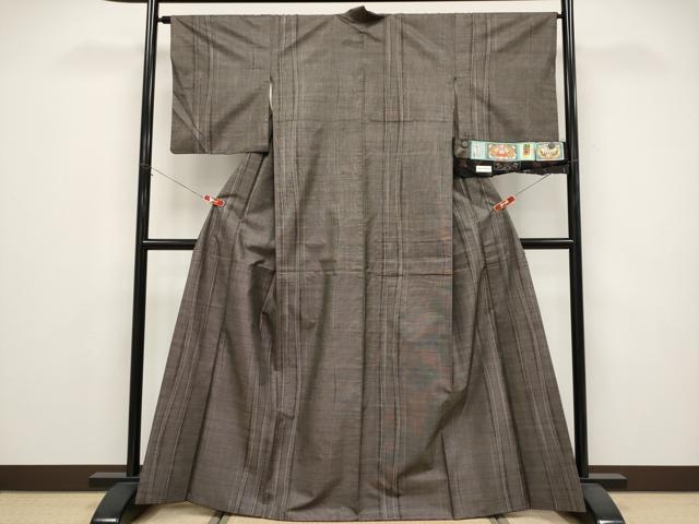 平和屋着物●本場大島紬 9マルキ 泥染め 間道 岩越絹織物謹製 証紙付き 正絹 逸品 CABG3376tx
