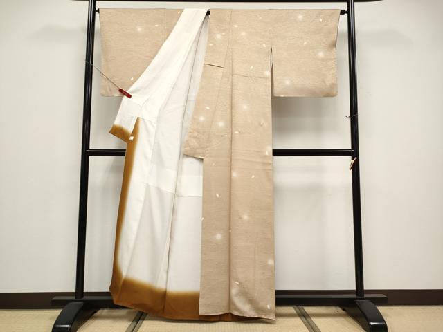 平和屋着物●上質な小紋 舞花びら 蛍暈し 金彩 鈴乃屋扱い 正絹 逸品 CABG3409tx
