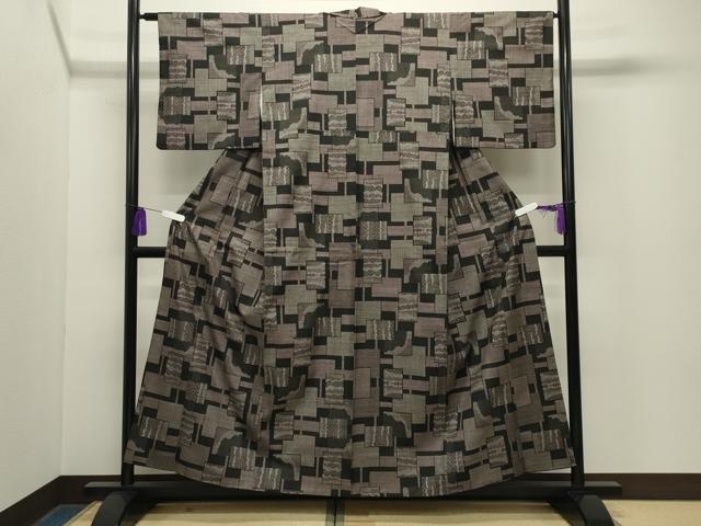 平和屋着物●本場大島紬 7マルキ 色紙重ね文 正絹 逸品 CABG4648gh