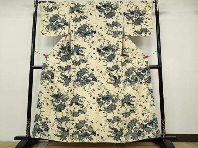 平和屋着物●上質な小紋 藍 型染め 籬花文 鬼しぼ縮緬 正絹 逸品 CABG5337ut