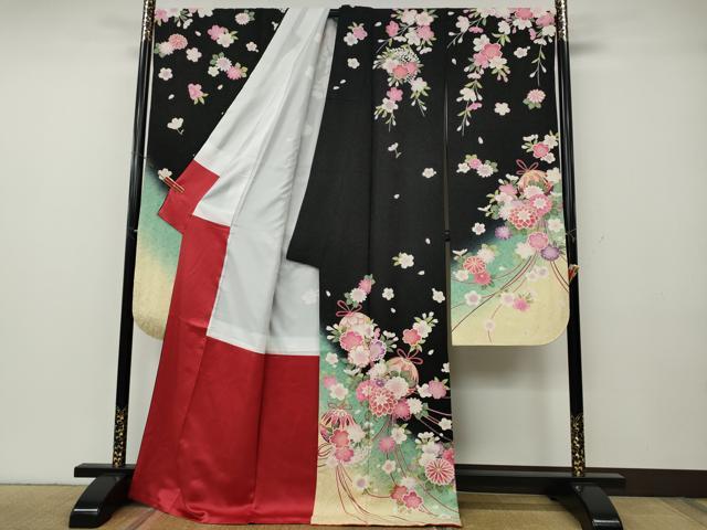 平和屋着物●豪華振袖 舞花鞠文 暈し染め 黒地 金通し地 正絹 逸品 CABG5392ut