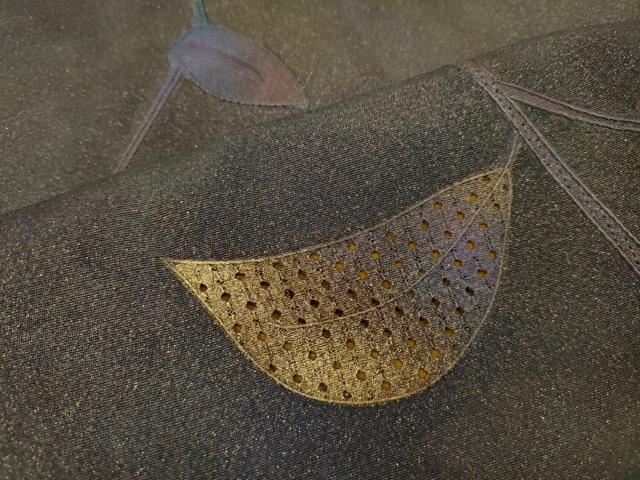 平和屋着物●中国三大刺繍 スワトウ刺繍 小紋 枝花文 暈し染め 金銀彩 正絹 逸品 CABG5421ut