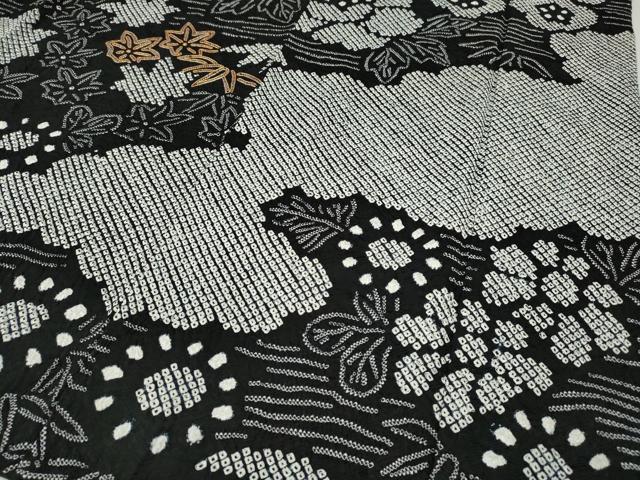 平和屋着物●訪問着 駒刺繍 絞り 雲取り草花文 黒地 正絹 逸品 CABG5432ut