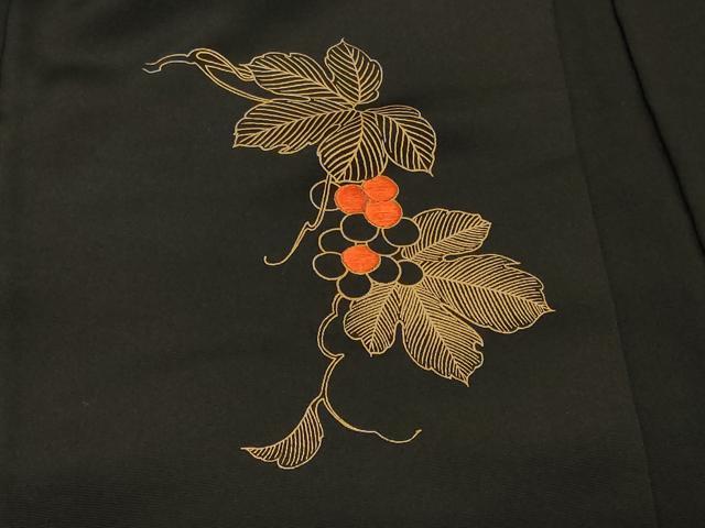 平和屋着物#羽織 駒刺繍 葡萄蔦の葉文 黒地 正絹 逸品 CABG8325in