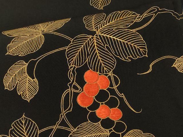 平和屋着物#羽織 駒刺繍 葡萄蔦の葉文 黒地 正絹 逸品 CABG8325in