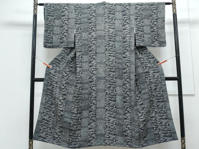 平和屋着物●上質な小紋 吉祥花間道 黒地 さが美扱い 正絹 逸品 CABG8457th