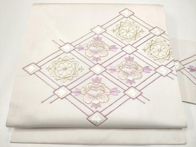 平和屋着物●九寸名古屋帯 総刺繍 駒刺繍 菱天井花文 銀通し地 正絹 逸品 CABG8903hy