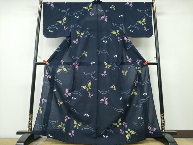 平和屋着物∴夏物 浴衣 有松鳴海絞り 芝草舞蝶文 濃紺色 綿 逸品 未使用 CABH1338ng