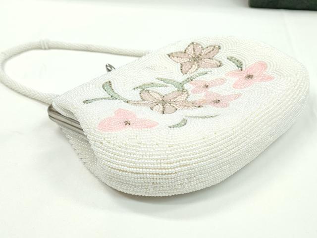 平和屋着物▼和装小物 和装バッグ ビーズバッグまとめて2点 総ビーズ 枝花文 白 革色 クラッチ 逸品 CABH2222ju