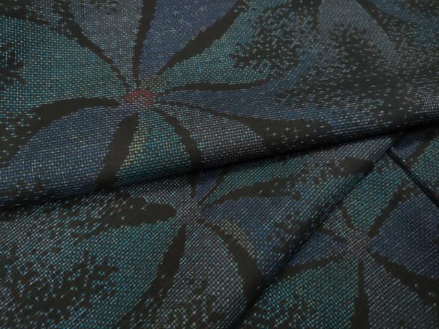 平和屋着物●本場大島紬 9マルキ 舞花文 正絹 逸品 CABH2453ut
