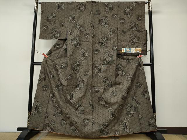 平和屋着物●本場大島紬 9マルキ 泥染め 亀甲花文 元一雄作 証紙付き 正絹 逸品 CABH2647ut