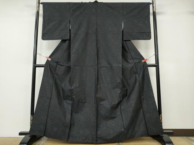 平和屋着物●本場大島紬 亀甲吉祥花文 正絹 逸品 CABH2678ut