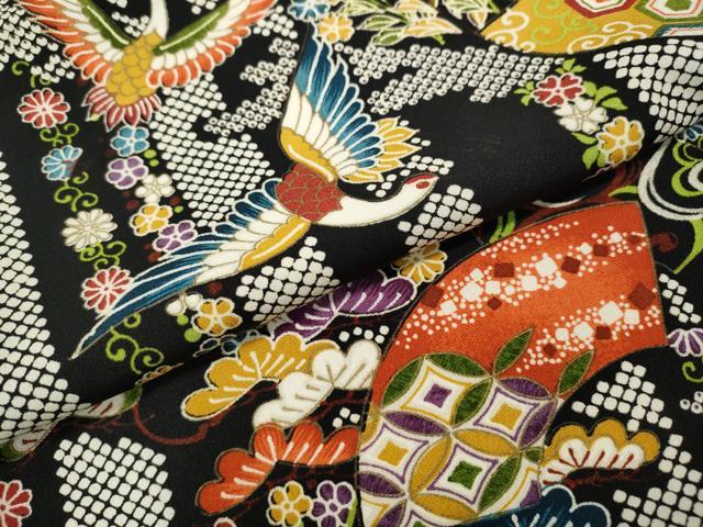 平和屋着物●上質な小紋 飛鶴地紙花文 黒地 金彩 正絹 逸品 CABH2703ut