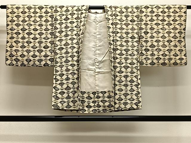 平和屋着物#羽織 型染め 扇花文 正絹 逸品 CABH3201ua