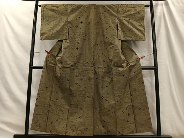 平和屋着物■本場大島紬 7マルキ 雲取り舞花文 正絹 逸品 CABH3431ua