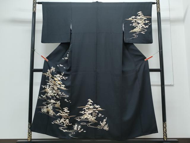 平和屋着物●訪問着 駒刺繍 松竹梅 黒地 金銀彩 正絹 逸品 CABH3746th