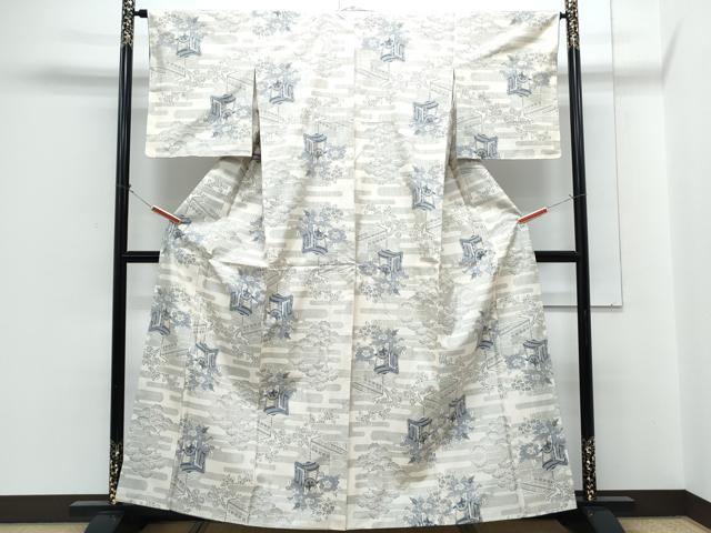 平和屋着物●本場大島紬 白大島 7マルキ 総絣 御所車花文 正絹 逸品 CABH3755th