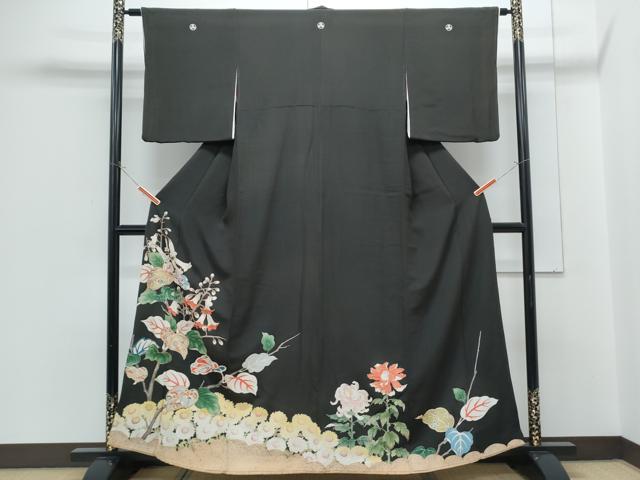 平和屋着物●アンティーク 大正ロマン 黒留袖 駒刺繍 草花文 金彩 正絹 逸品 CABH3761th