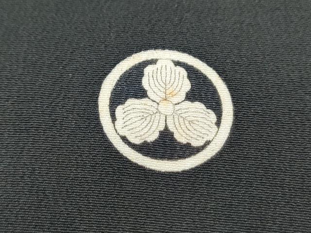 平和屋着物●アンティーク 大正ロマン 黒留袖 駒刺繍 草花文 金彩 正絹 逸品 CABH3761th