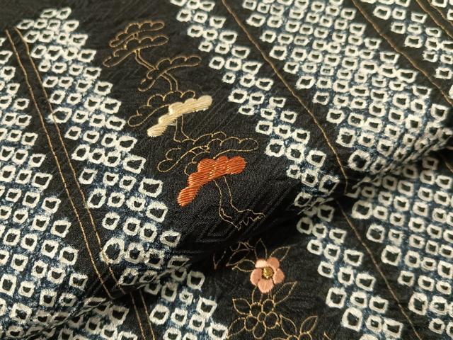 平和屋着物●九寸名古屋帯 刺繍 絞り 草花間道 黒地 金彩 正絹 逸品 CABH4535vp