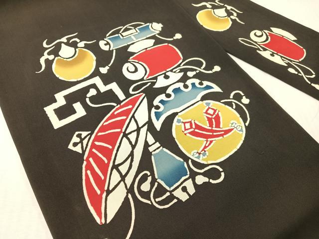 平和屋着物●塩瀬 九寸名古屋帯 型染め 宝尽くし 黒地 正絹 逸品 CABH4721vp