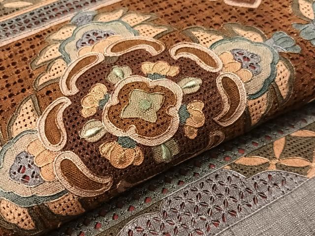 平和屋着物●中国三大刺繍 スワトウ相良刺繍 総刺繍 太鼓柄袋帯 紬地 横段花文 正絹 逸品 CABH4744vp