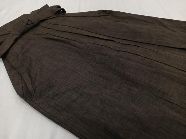 平和屋着物*夏物 男性 馬乗り袴 紬地 鉄黒色 正絹 逸品 CABH5225xi