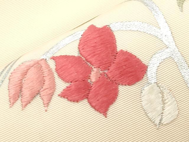 平和屋着物●塩瀬 九寸名古屋帯 駒刺繍 草花文 銀彩 正絹 逸品 CABH6717dy