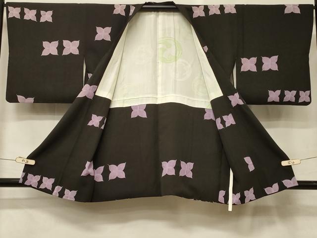 平和屋着物#道行コート ろうけつ染め 横段花文 黒地 正絹 逸品 CABH6808in