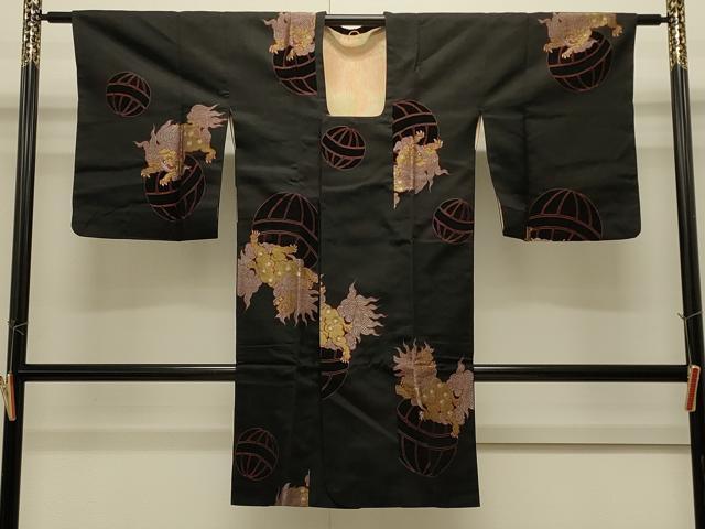 平和屋着物#道行コート 輪奈織 寿光織 獅子 鞠 黒地 金銀糸 ロング丈 正絹 逸品 CABH6850in