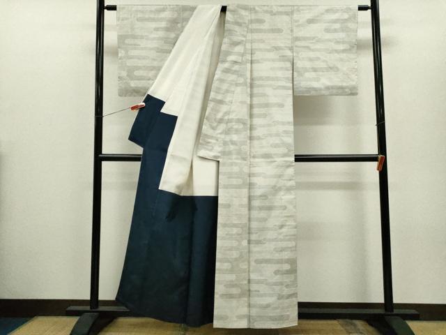 平和屋着物●本場大島紬 白大島 9マルキ エ霞文 正絹 逸品 CABH7989ze
