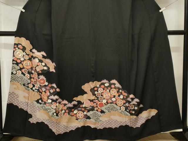 平和屋着物■豪華黒留袖 駒刺繍 雲取り吉祥宝尽し松文 金彩 正絹 逸品 CABH9179ev