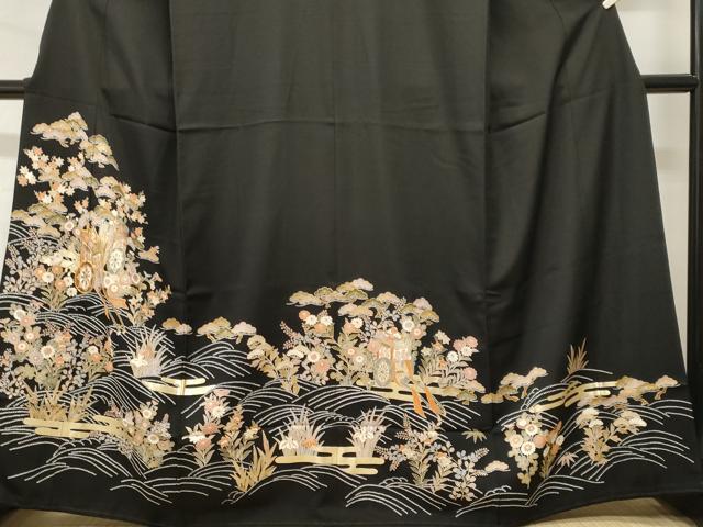 平和屋着物■豪華黒留袖 駒刺繍 御所車流水草花文 金彩 正絹 逸品 CABH9265ev