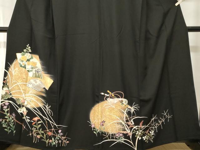 平和屋着物■豪華黒留袖 駒刺繍 地紙横笛草花文 暈し染め 金彩 正絹 逸品 CABH9565ev