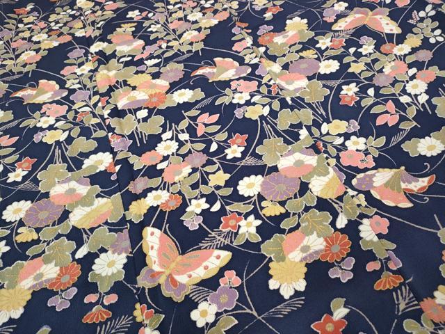 平和屋着物●上質な小紋 花蝶文 金彩 鬼しぼ縮緬 正絹 逸品 CABH9619ut